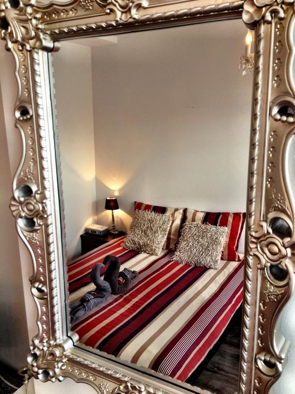 Tulip Of Amsterdam Bed & Breakfast Room photo